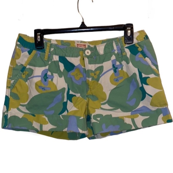 Missimo Shorts - Picture 1 of 8
